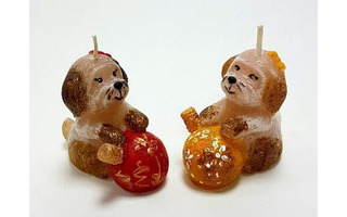 Свеча "Собачка с елочным шаром"  5,5*5см 2342344