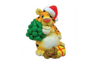 Сувенир "Тигр с елочкой" Е90411 8см